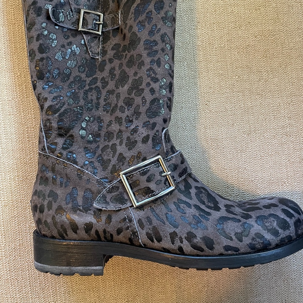 Hot! Jimmy Choo Sz 39 8.5 Metallic Black & Gray Animal Print Suede Biker Boots - Picture 2 of 5